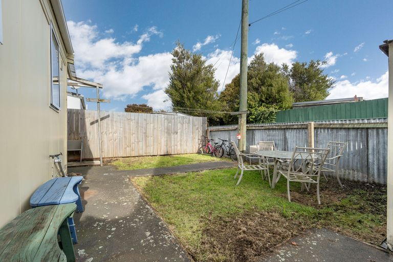 Photo of property in 63 Fingall Street, South Dunedin, Dunedin, 9012