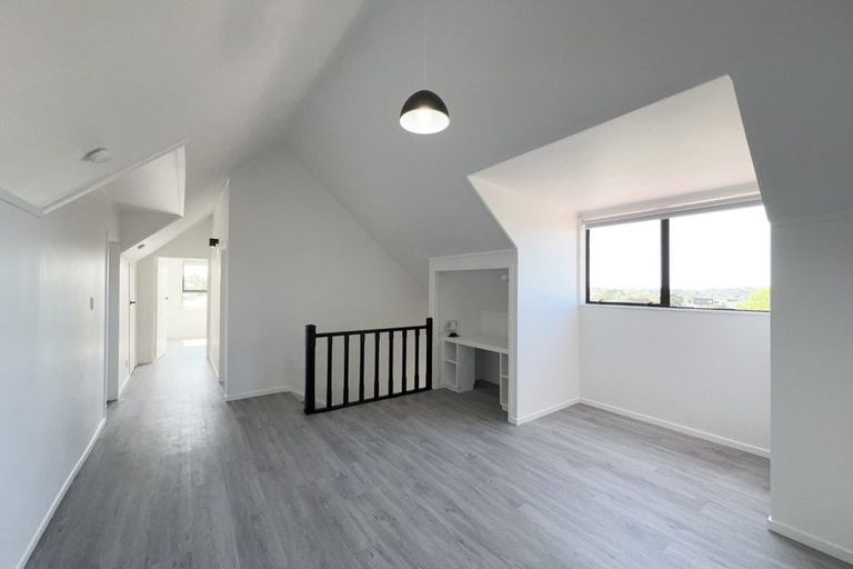 Photo of property in 131 Oaktree Avenue, Browns Bay, Auckland, 0630