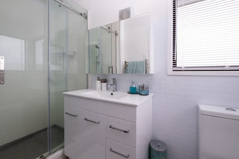 Photo of property in 142 Parklands Avenue, Bell Block, New Plymouth, 4312