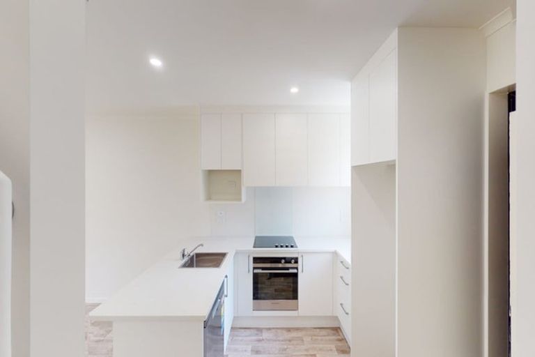 Photo of property in 8/16 Russell Road, Manurewa, Auckland, 2102