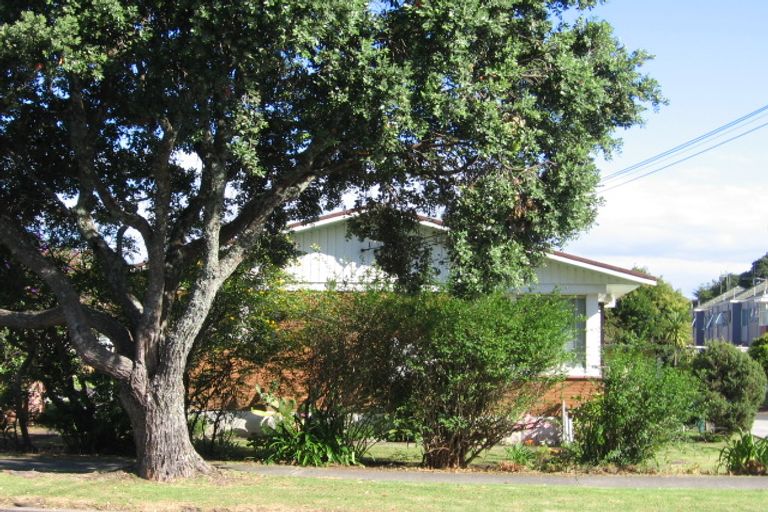 Photo of property in 4/26 Bute Road, Browns Bay, Auckland, 0630