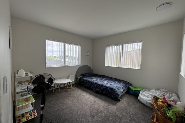 Photo of property in 10 Takurua Terrace, Orewa, 0931