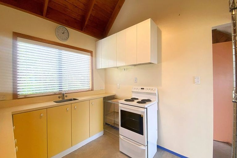 Photo of property in 18 Aurora Avenue, Snells Beach, 0920