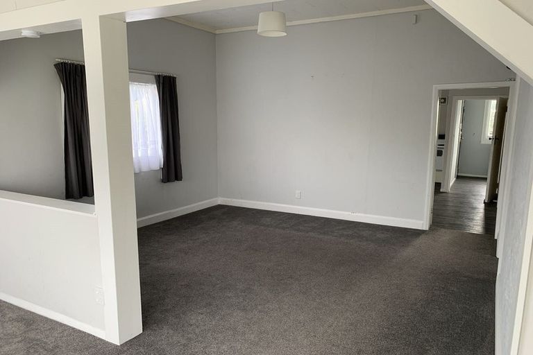 Photo of property in 11 Matai Street, Castlecliff, Whanganui, 4501