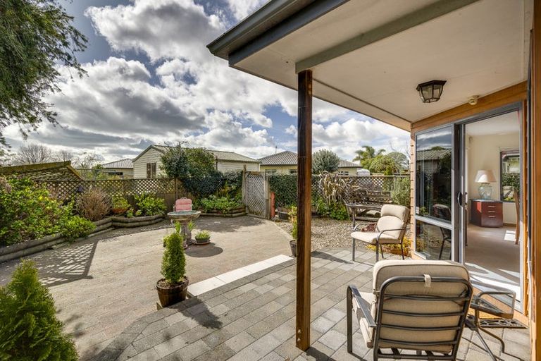 Photo of property in 2/16 Alan Styles Place, Greenmeadows, Napier, 4112