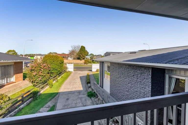Photo of property in 23 Clifton Drive, Waitara, 4320