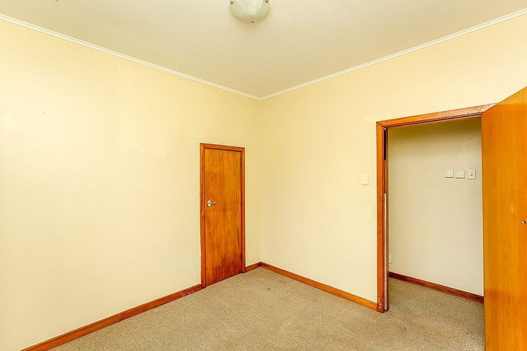 Photo of property in 43 Tokomaru Street, Welbourn, New Plymouth, 4312