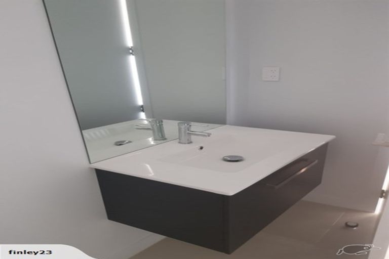 Photo of property in Frank Sargeson Apts, 404/74 Anzac Street, Takapuna, Auckland, 0622