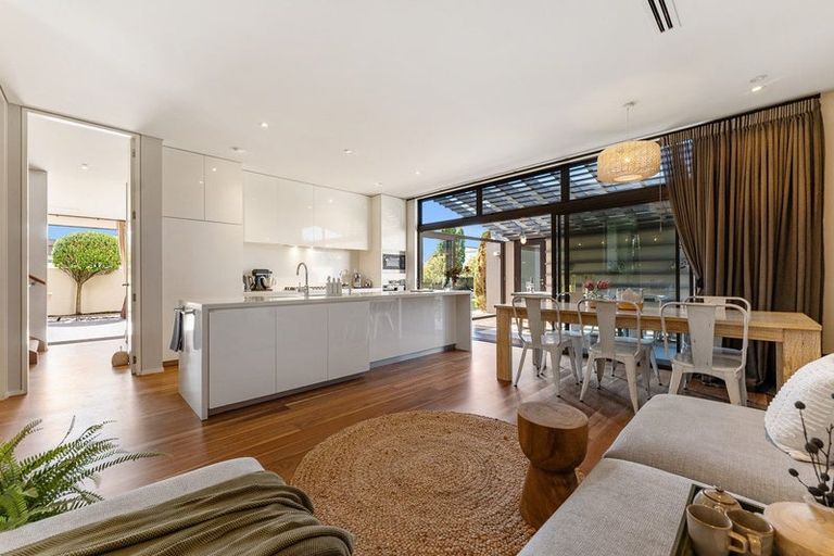 Photo of property in 530 Gloucester Road, Papamoa Beach, Papamoa, 3118