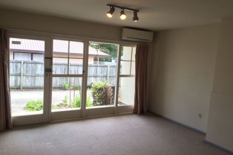 Photo of property in 4/43 Elizabeth Street, Riccarton, Christchurch, 8041