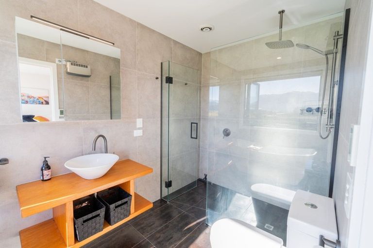 Photo of property in 10 Red Deer Place, Te Anau, 9600