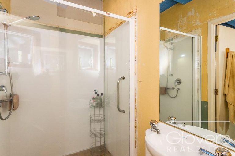 Photo of property in 10 Captain Scott Road, Glen Eden, Auckland, 0602