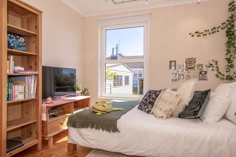 Photo of property in 30 The Esplanade, Westport, 7825