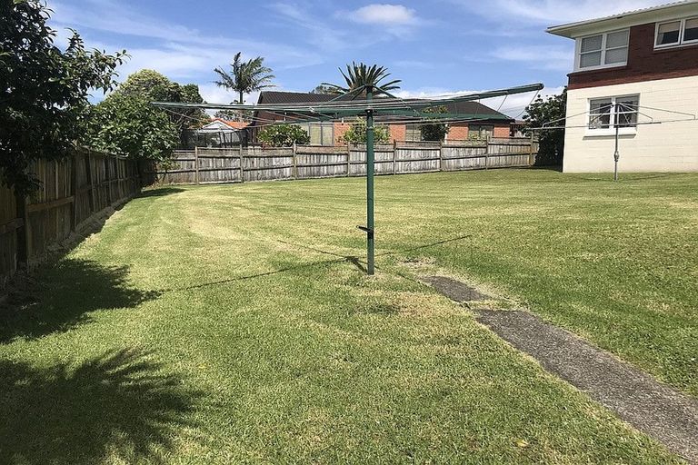 Photo of property in 5/2 Argyle Terrace, Milford, Auckland, 0620