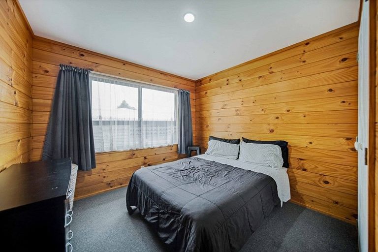 Photo of property in 32a Cargill Street, Papakura, 2110