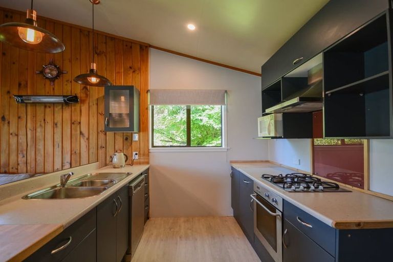 Photo of property in 5b Kingfisher Road, Takamatua, 7581