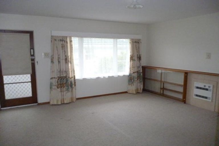 Photo of property in 2 Argyle Grove, Trentham, Upper Hutt, 5018