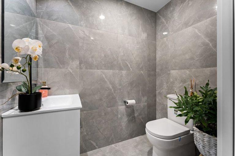 Photo of property in 24 Glendene Avenue, Glendene, Auckland, 0602