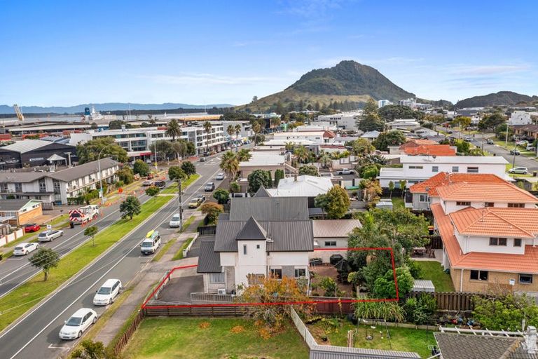 Photo of property in 2/357 Maunganui Road, Mount Maunganui, 3116