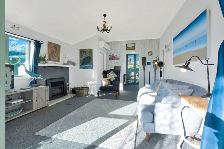 Photo of property in 33 Penfold Square, Leithfield, 7481