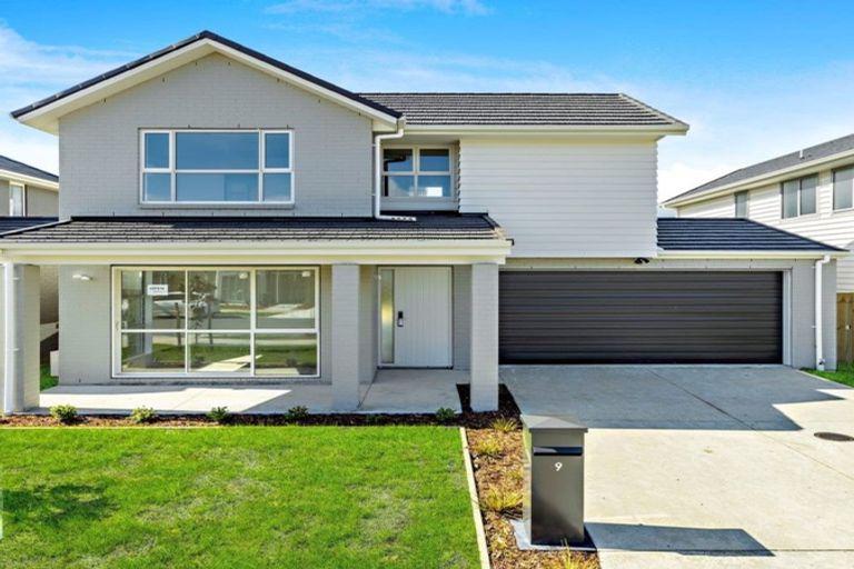 Photo of property in 9 Flight Place, Takanini, 2112