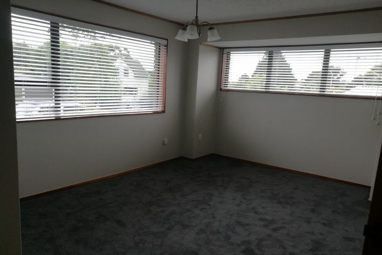 Photo of property in 36 Pitoitoi Street, Otaihanga, Paraparaumu, 5036