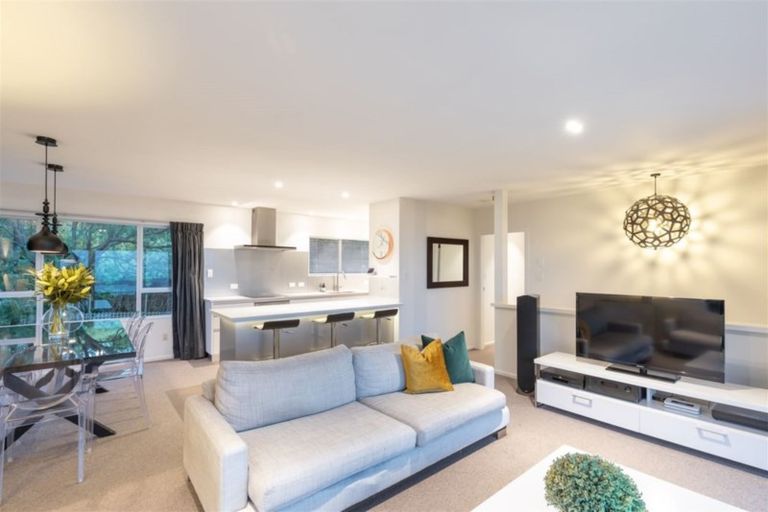 Photo of property in 4 Freeman Street, Mount Pleasant, Christchurch, 8081