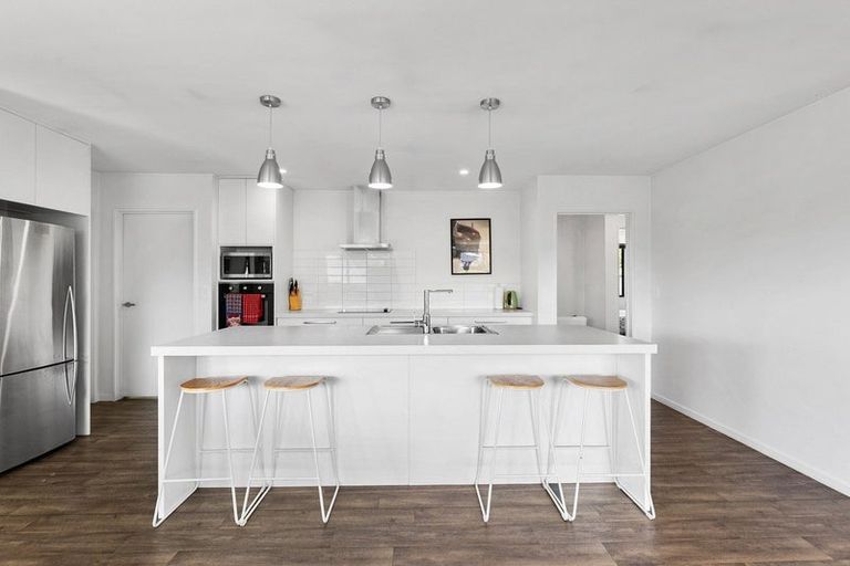 Photo of property in 27 Marbleleaf Lane, Albert Town, Wanaka, 9305