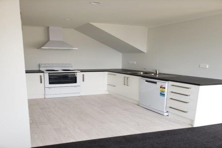 Photo of property in 1 Inverness Avenue, Hamilton East, Hamilton, 3216