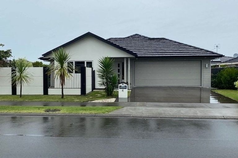 Photo of property in 4 Aoraki Road, Poraiti, Napier, 4112