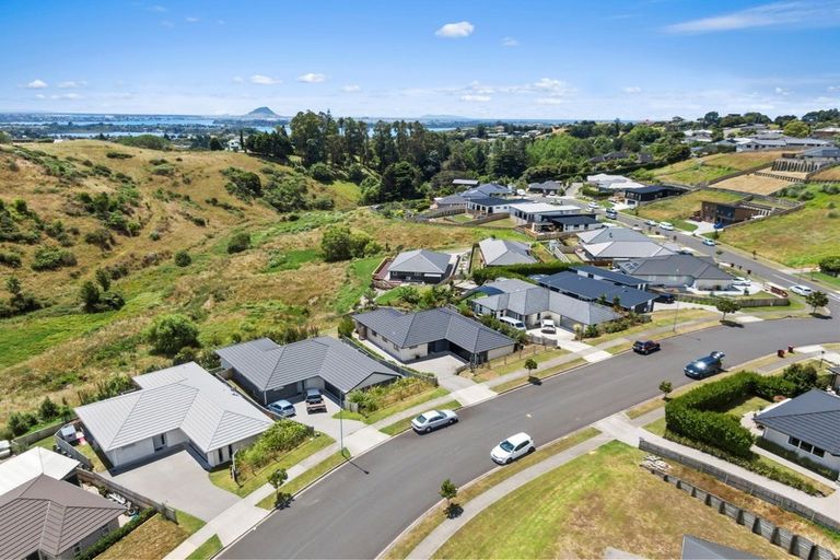 Photo of property in 138 Ballintoy Park Drive, Welcome Bay, Tauranga, 3175