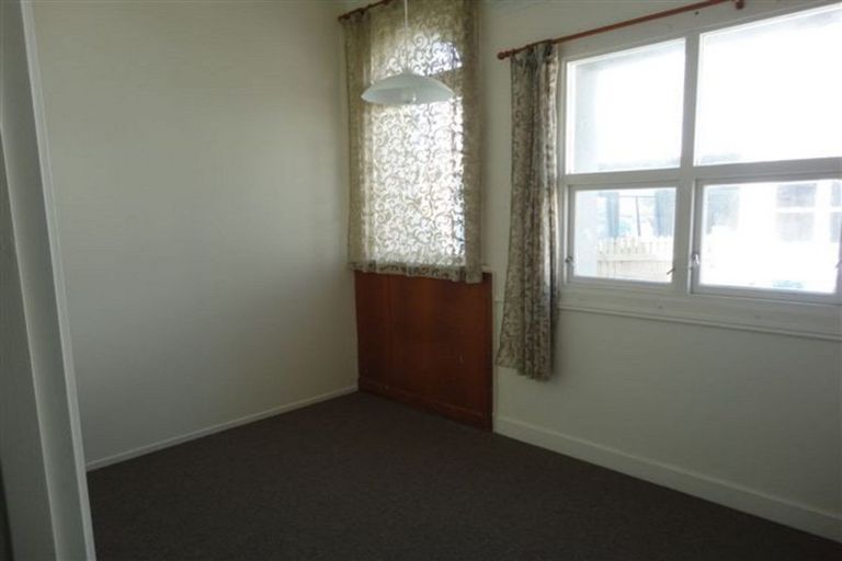 Photo of property in 69 Princes Street, Hawera, 4610