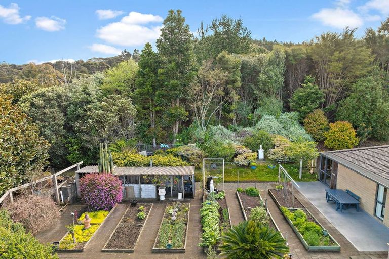 Photo of property in 263 Kanohi Road, Kaukapakapa, 0873