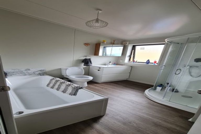 Photo of property in 90 Dimock Street, Titahi Bay, Porirua, 5022