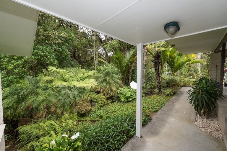 Photo of property in 3 Hebe Place, Birkenhead, Auckland, 0626