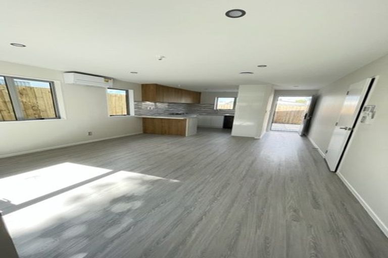 Photo of property in 74c Thompson Terrace, Manurewa, Auckland, 2102