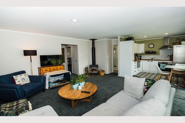 Photo of property in 5 Martin Place, Ohakune, 4625