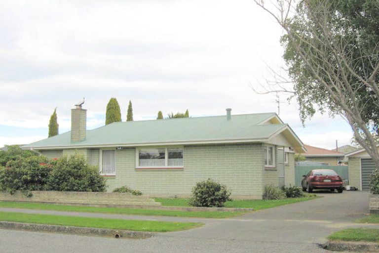 Photo of property in 6 Andrew Street, Rangiora, 7400