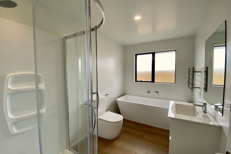 Photo of property in 26 Bill Hammond Drive, Belfast, 8051