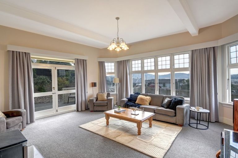 Photo of property in 70 Easther Crescent, Kew, Dunedin, 9012