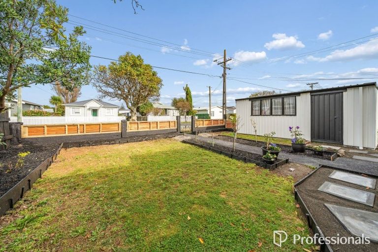 Photo of property in 53 York Street, Moera, Lower Hutt, 5010