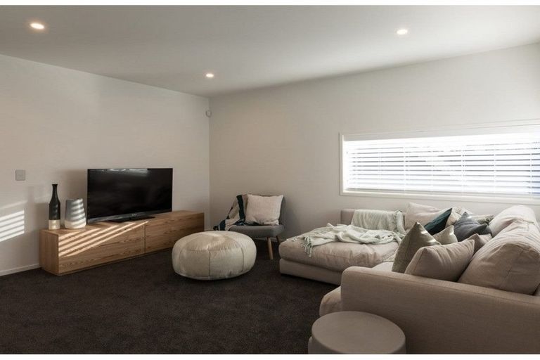 Photo of property in 13 Podgora Avenue, Kumeu, 0810