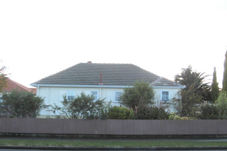 Photo of property in 69 Latham Street, Marewa, Napier, 4110