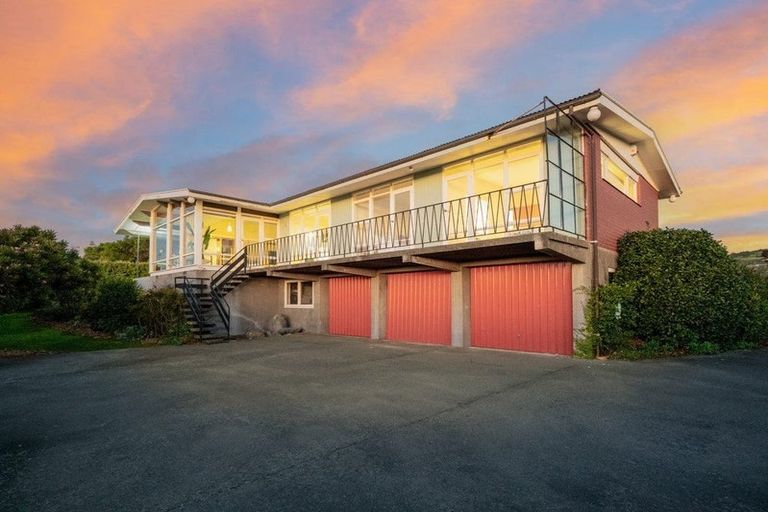 Photo of property in 304 Cannon Hill Crescent, Mount Pleasant, Christchurch, 8081