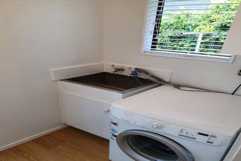 Photo of property in 146 Glendhu Road, Bayview, Auckland, 0629