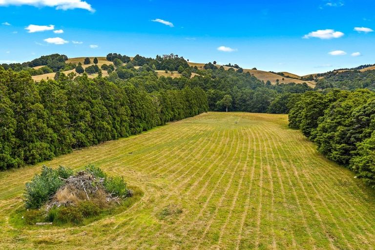 Photo of property in 813 Whangaripo Valley Road, Whangaripo, Wellsford, 0972