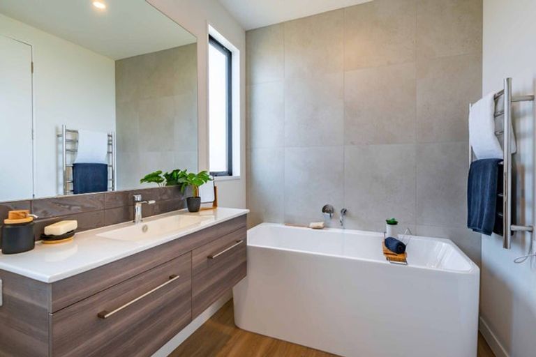 Photo of property in 44 Blue Jacket Drive, Halswell, Christchurch, 8025