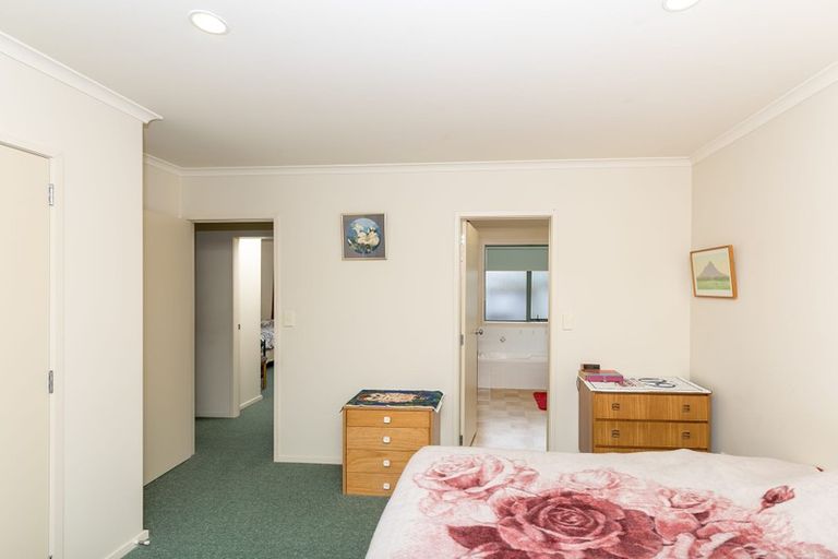 Photo of property in 7 Nobleman Place, Hamilton East, Hamilton, 3216