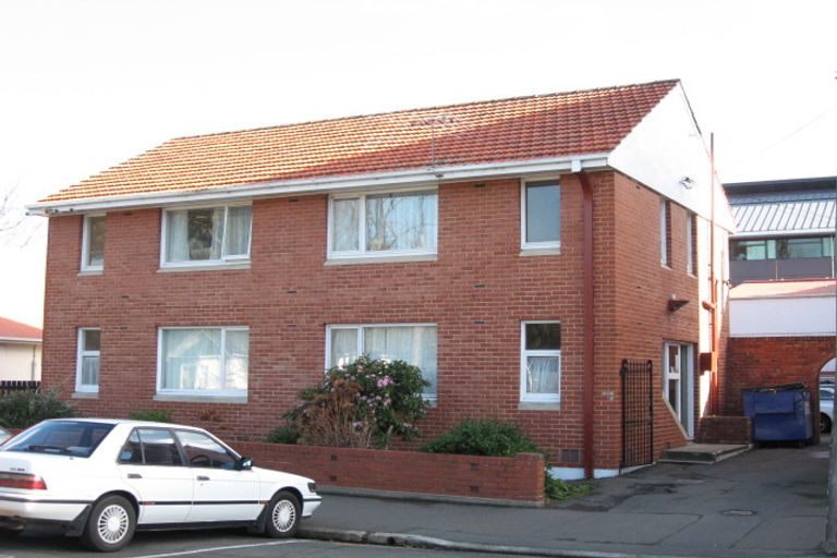 Photo of property in 560 Castle Street, North Dunedin, Dunedin, 9016