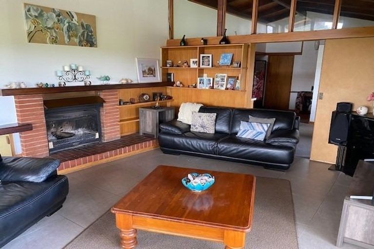 Photo of property in 155 Iona Road, Havelock North, 4130